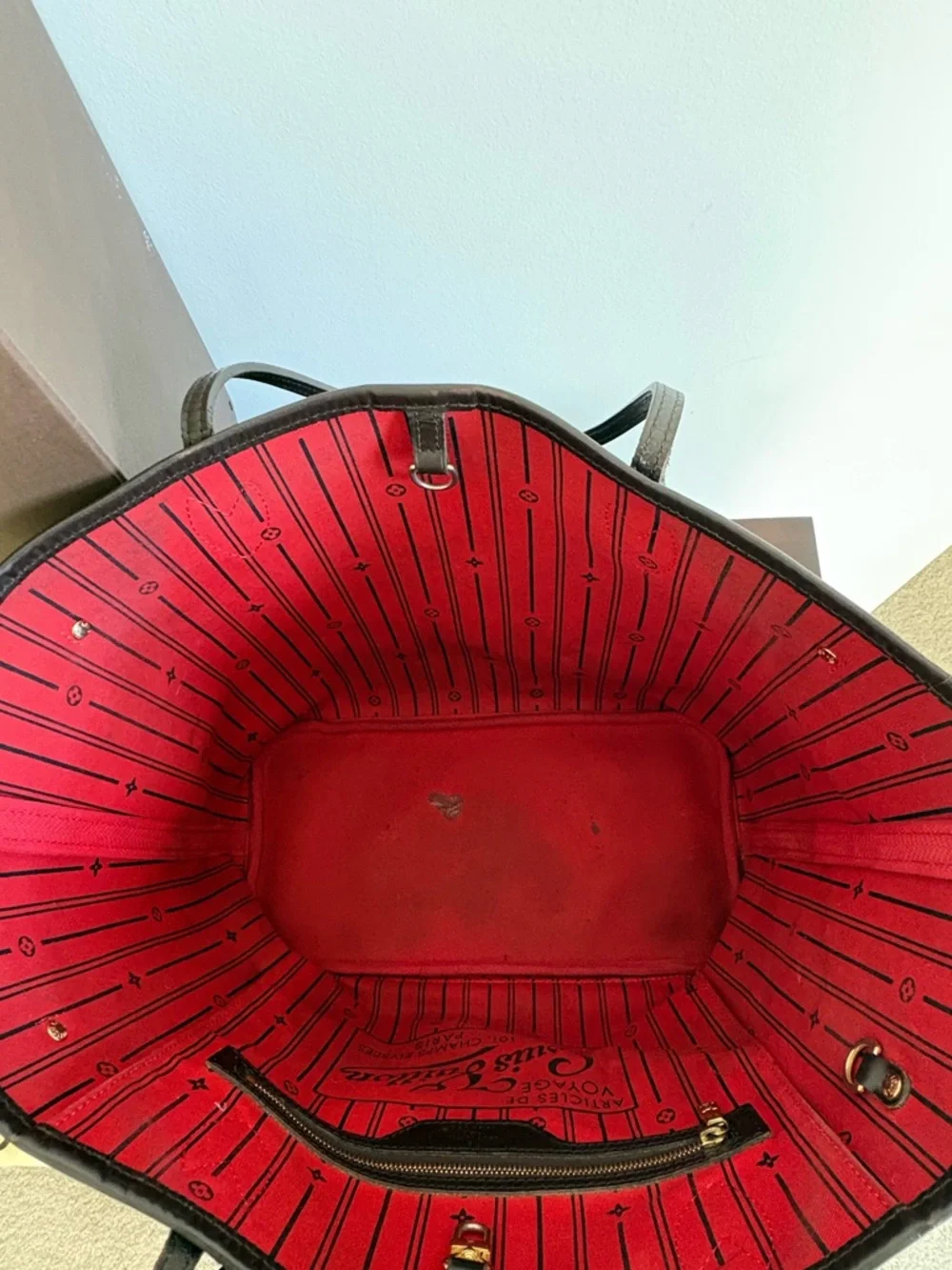 Louis Vuitton Damier Ebene Neverfull - Picture 8 of 16